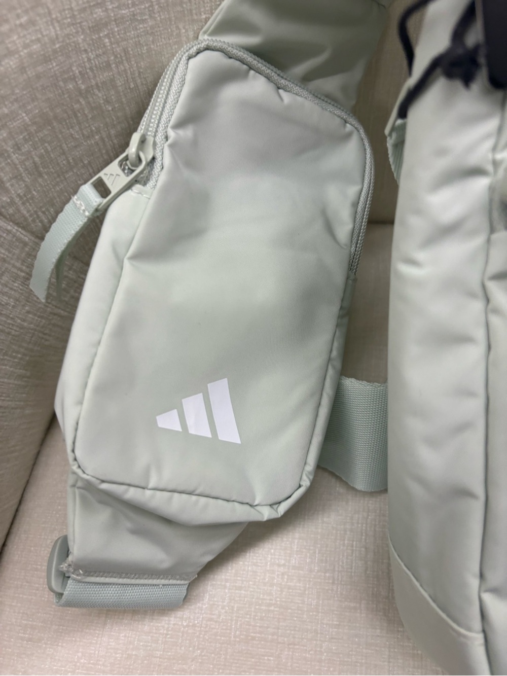 Adidas - Picture 6 of 10